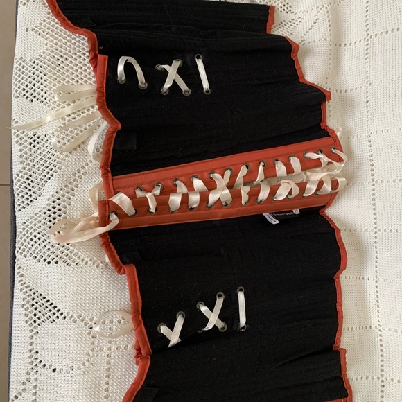 TT Corset (Pumpkin) size 22” (small) - Picture 11 of 16